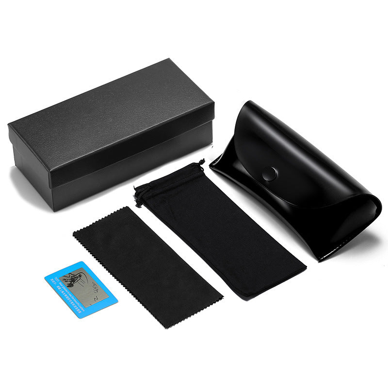 The Urban Explorer Polarized Kit and Quality Tester