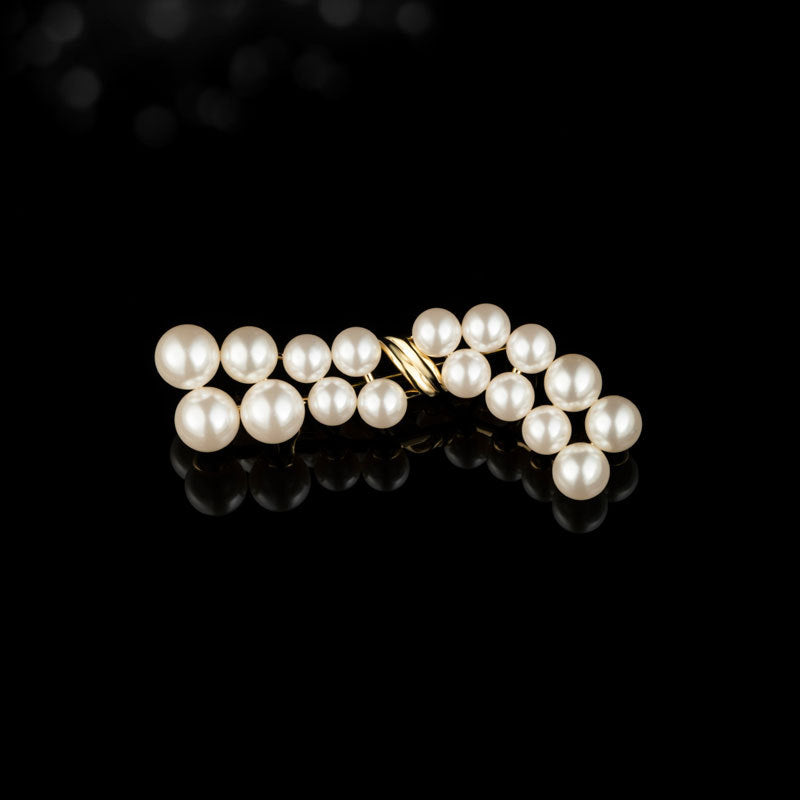 MK-Geometric Pearl Brooch Gold Tone Curved Design Fashion Pin Accessory for Women Elegant Statement Jewelry