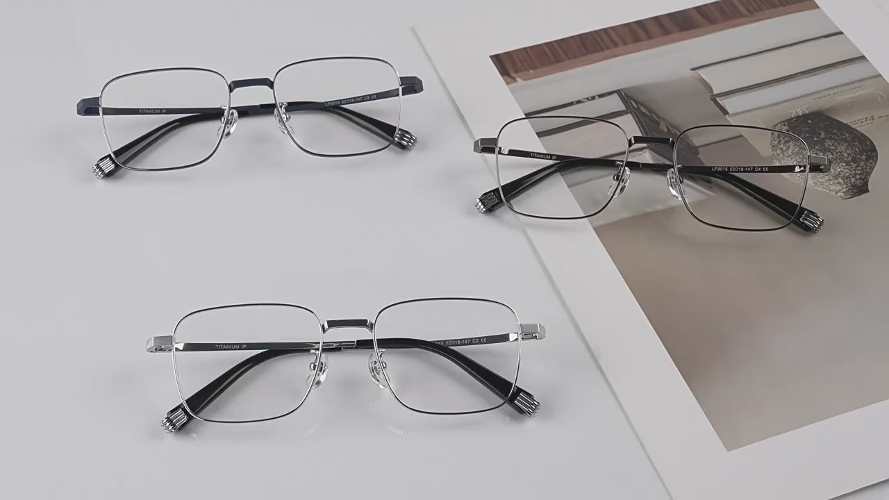 MK Linear // Pure Titanium Wire Square Business Blue Light Eyeglasses