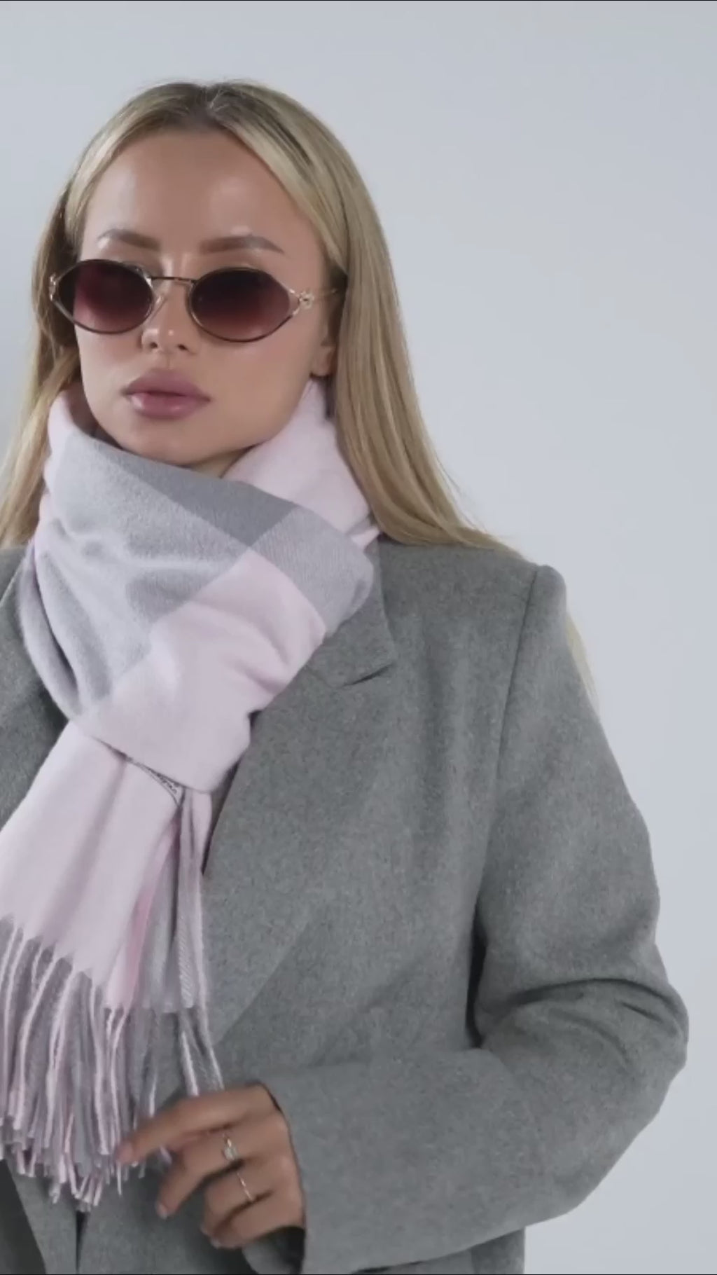 Oversized Plaid Blanket Scarf – Soft Tartan Checkered Shawl Wrap – Cashmere-Feel Winter Poncho & Travel Cape (One Size)